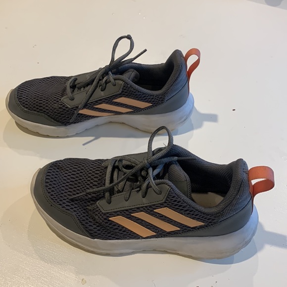 Adidas Gray & Pink Running Shoes size 5 - Picture 4 of 6